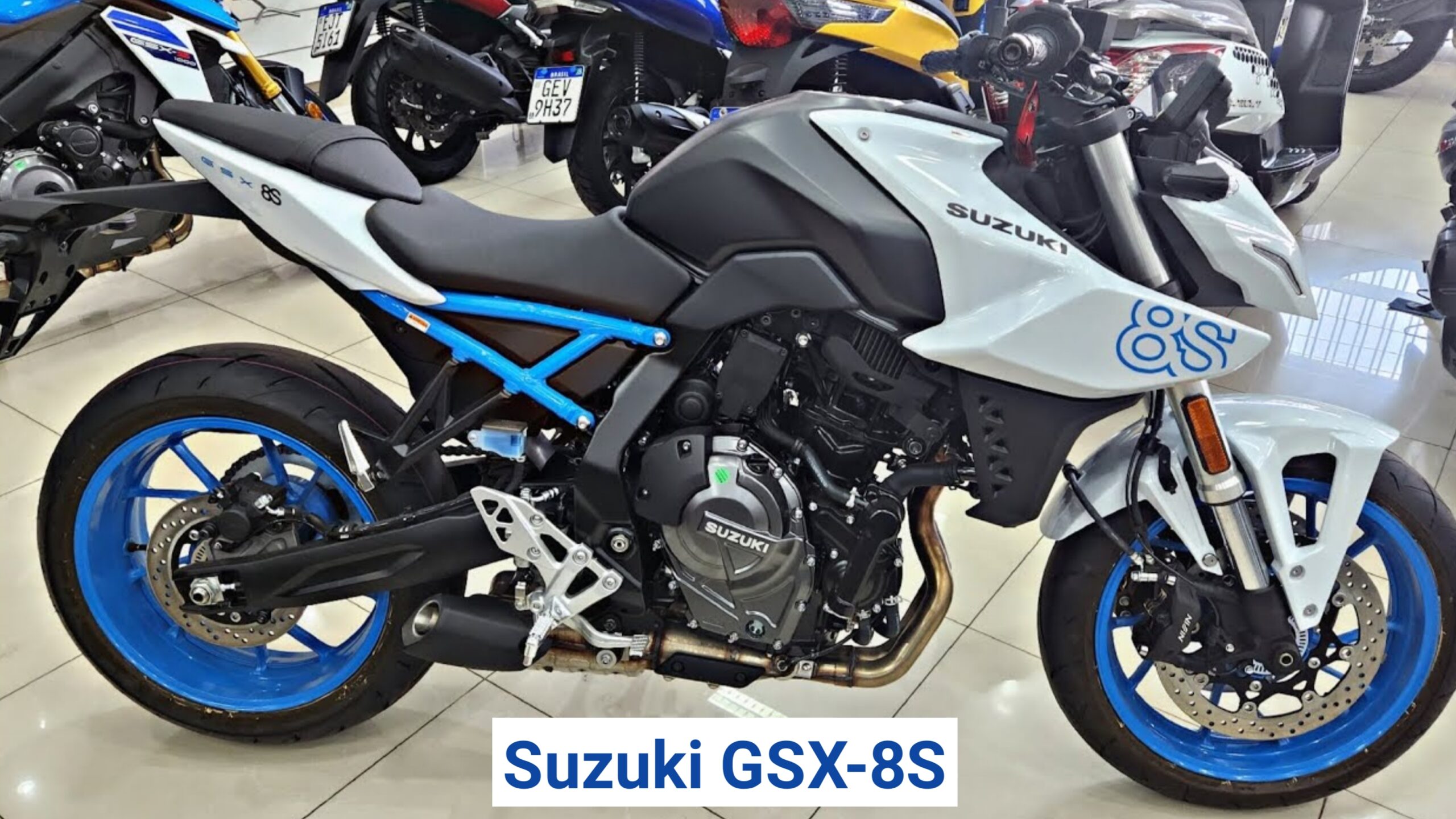 Suzuki GSX-8S