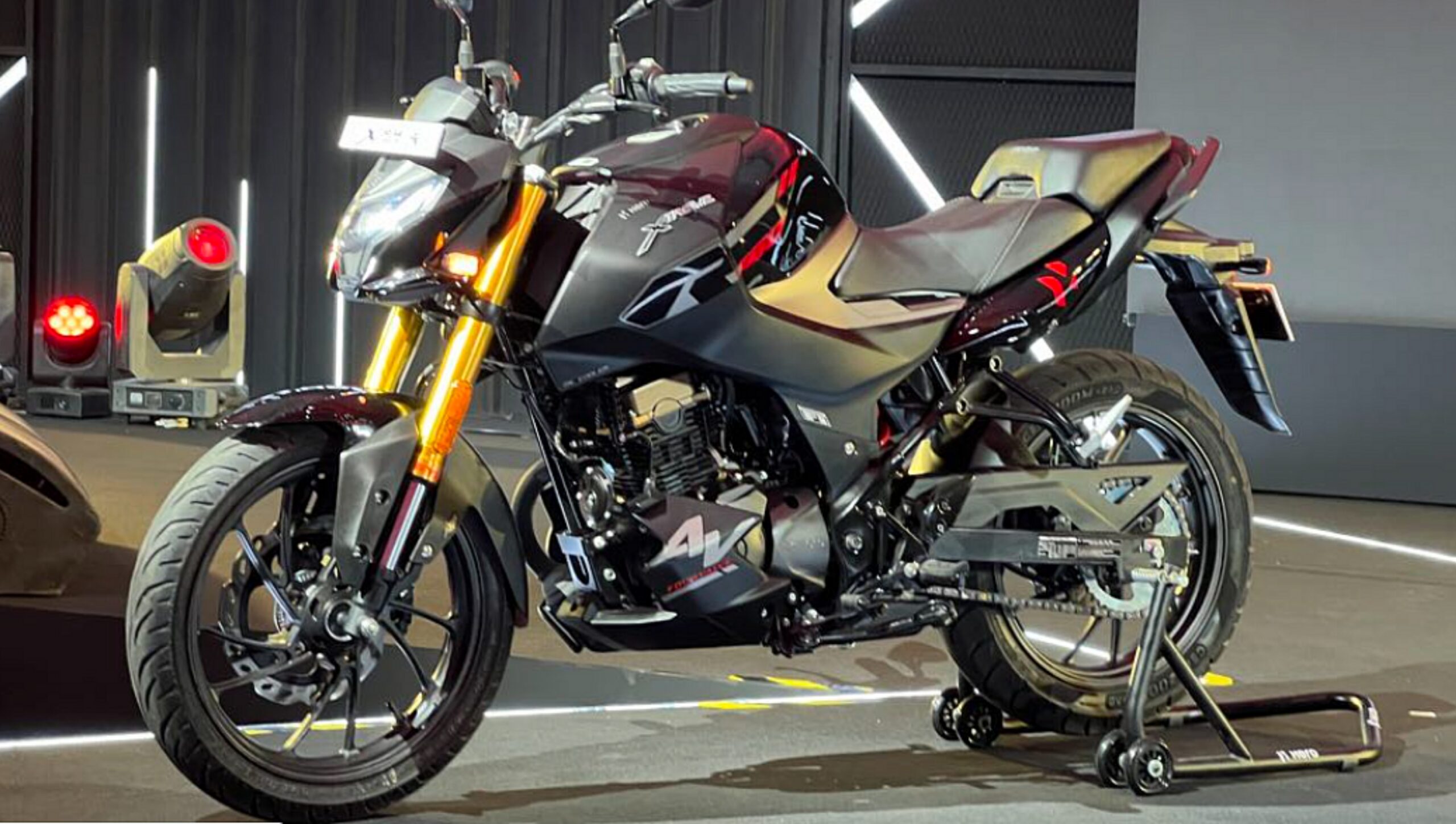 Hero Xtreme 160R: सिर्फ 1.27 लाख में, शानदार फीचर्स और आकर्षक डिज़ाइन के साथ पेशकश